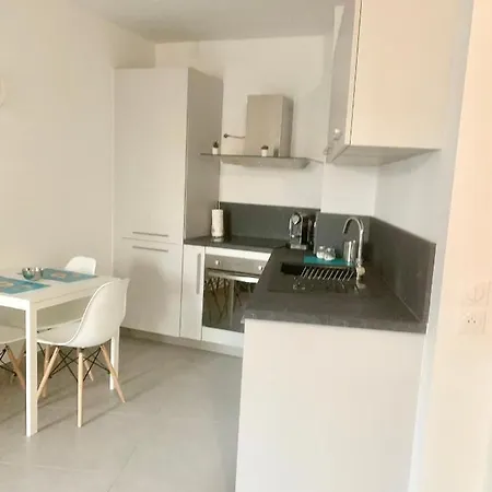 Dependence “nausicaa” - Cap Riviera Apartment *